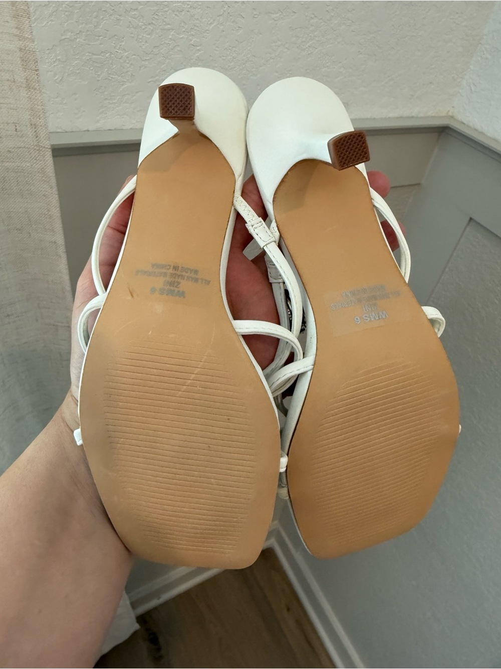 Dolce Vita White Knotted Strappy Square-Toe Mules - Picture 2 of 5